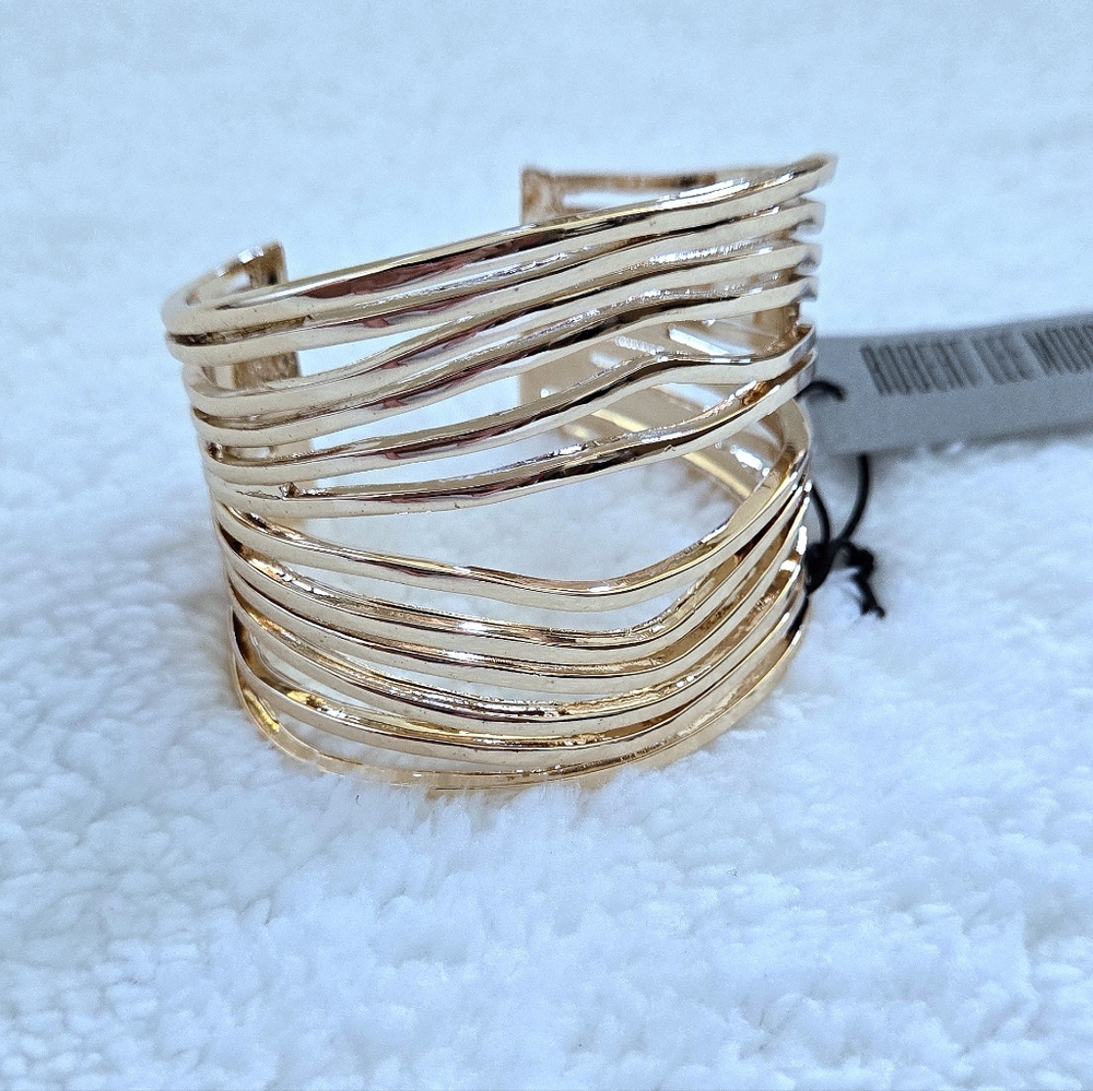 Robert Lee Morris Layered Gold💛 Wire Cuff Bracelet